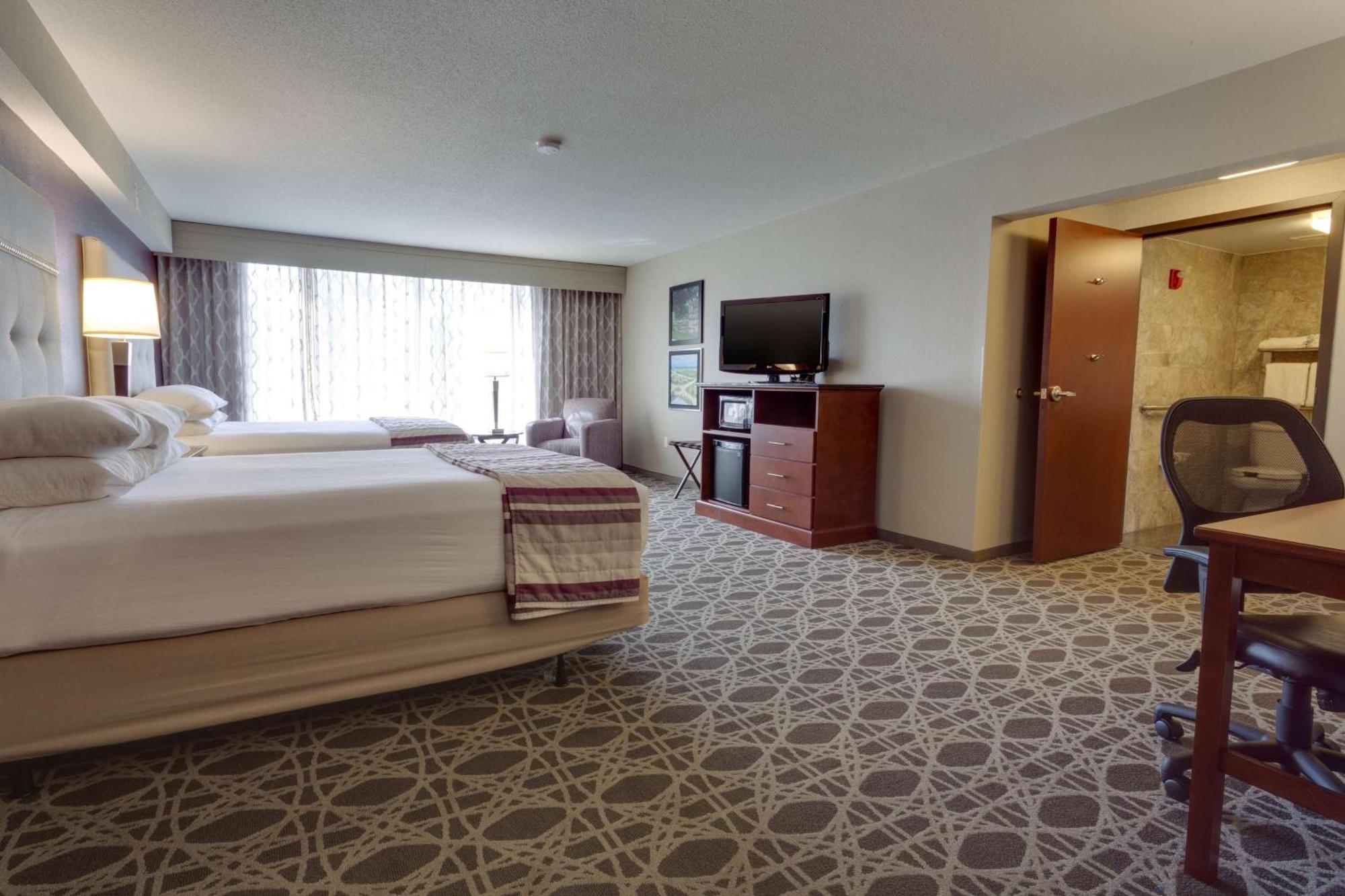 Drury Inn & Suites Overland Park Ngoại thất bức ảnh