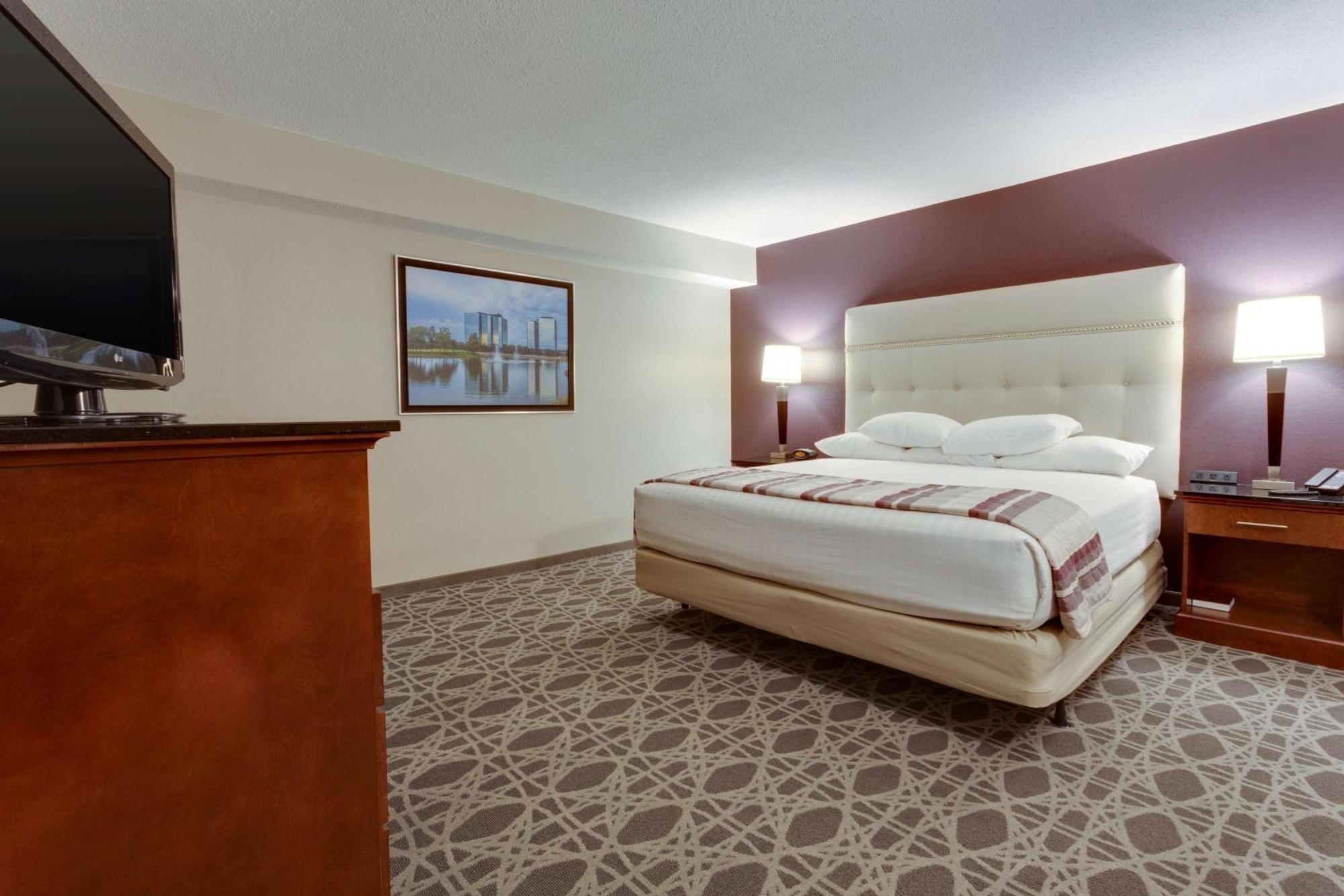Drury Inn & Suites Overland Park Ngoại thất bức ảnh