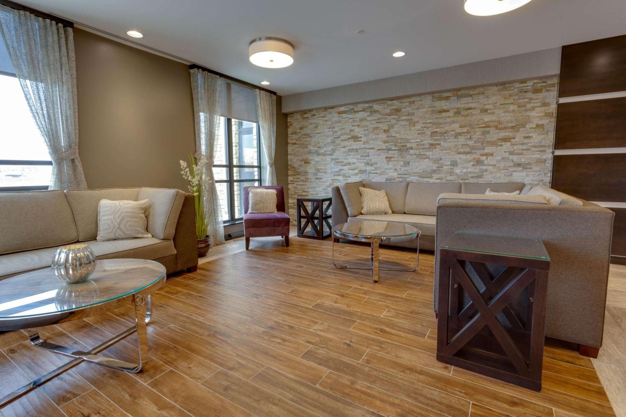 Drury Inn & Suites Overland Park Ngoại thất bức ảnh