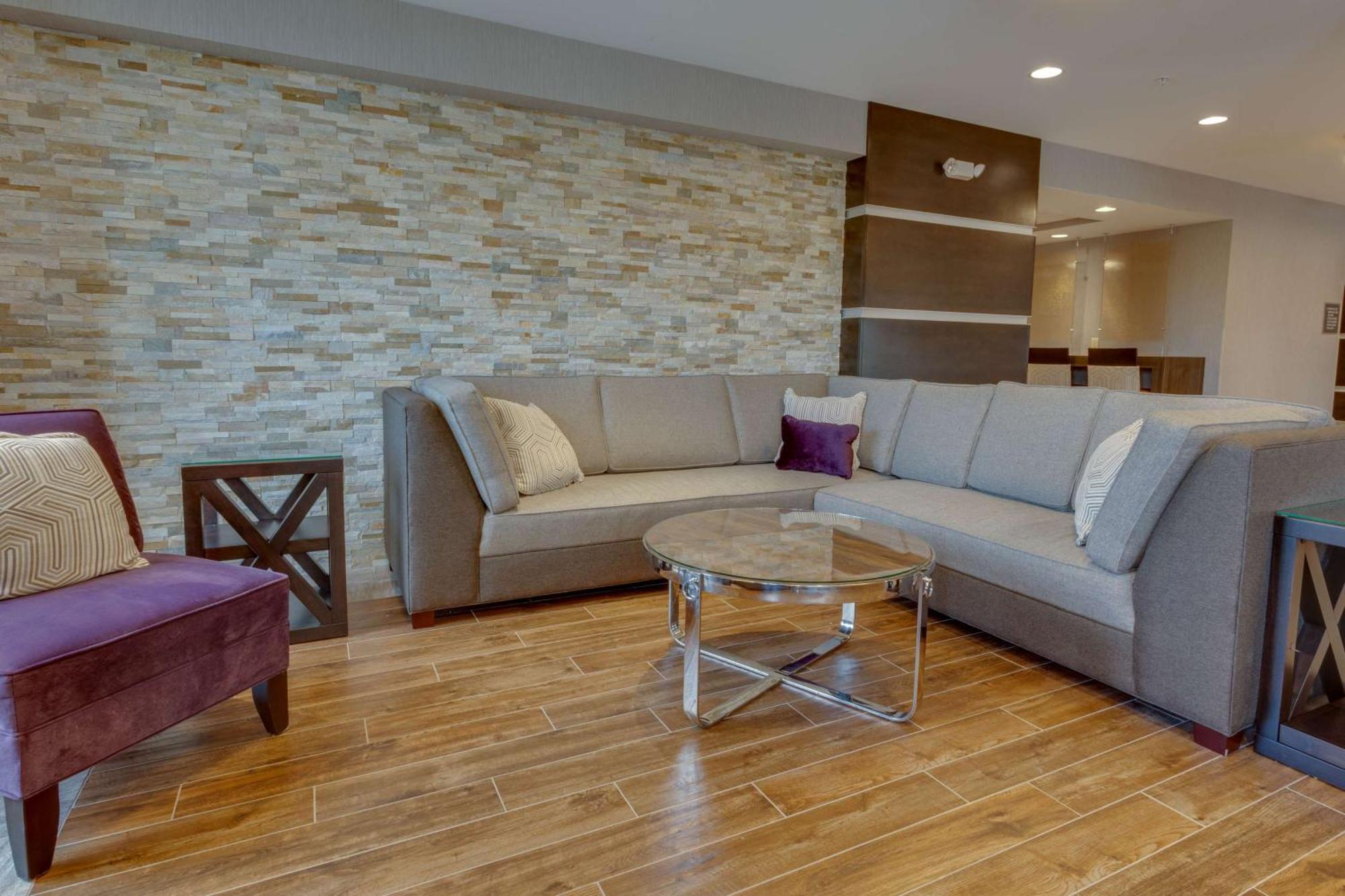 Drury Inn & Suites Overland Park Ngoại thất bức ảnh