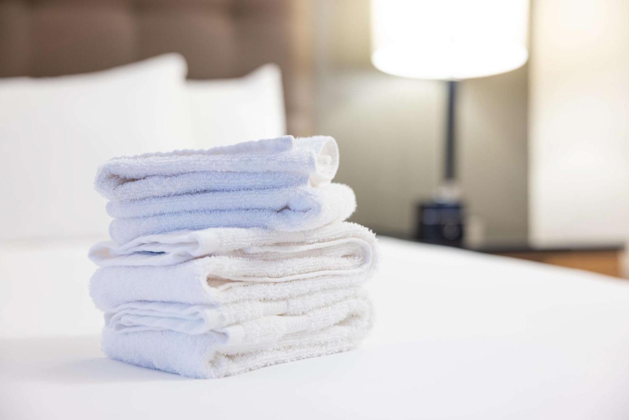 Drury Inn & Suites Overland Park Ngoại thất bức ảnh