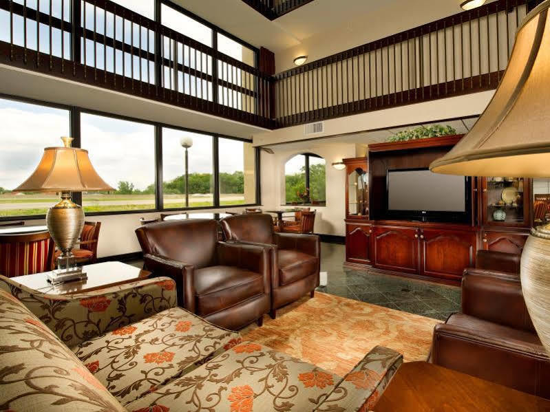 Drury Inn & Suites Overland Park Ngoại thất bức ảnh