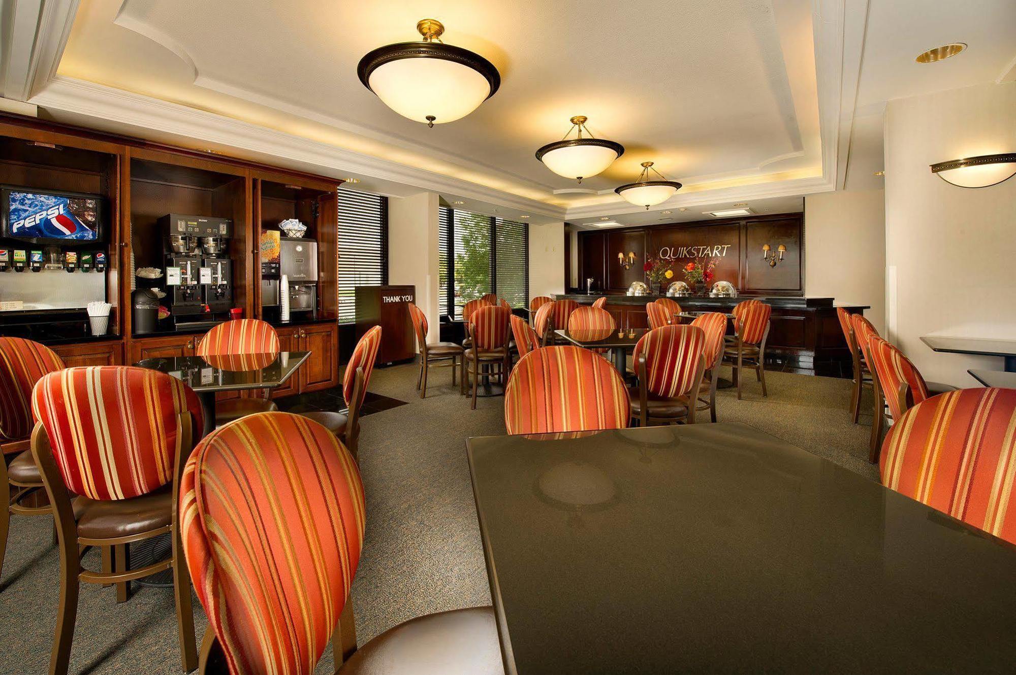 Drury Inn & Suites Overland Park Ngoại thất bức ảnh